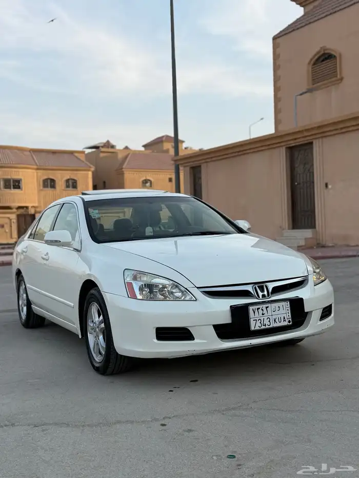 هوندا اكورد 2006 فل كامل جلد (تم البيع) 4