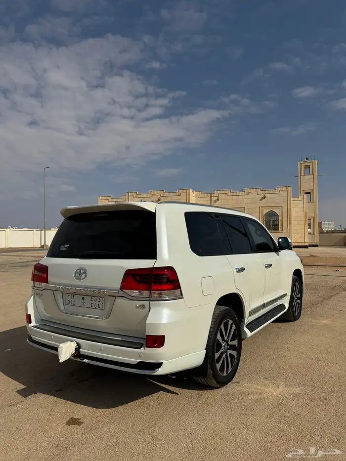 لاند كروزر V6 2019 للبيع 9