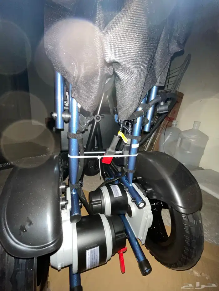 كرسي كهربائي متحرك 6