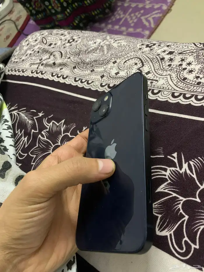جوال ايفون 13 مساحه  128 3