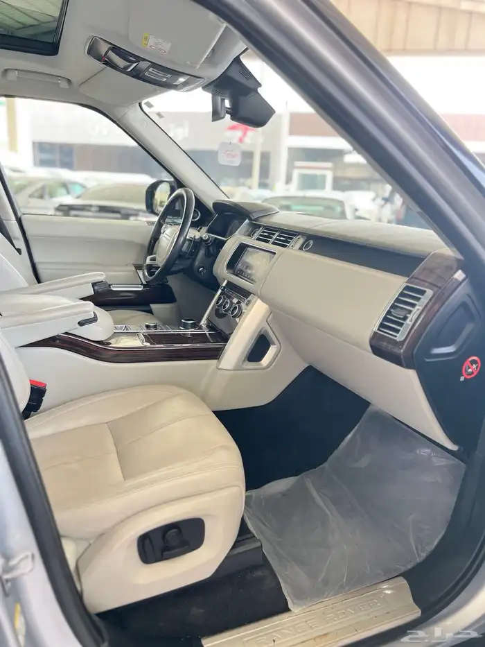 رنج روفر 2017 سعودي HSE ماشي 233 الف 10