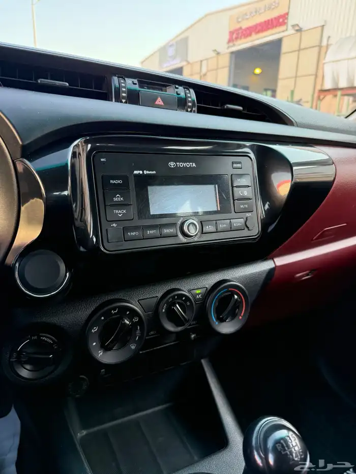 هايلكس ديزل دبل 2022 - نظيف جدا 14