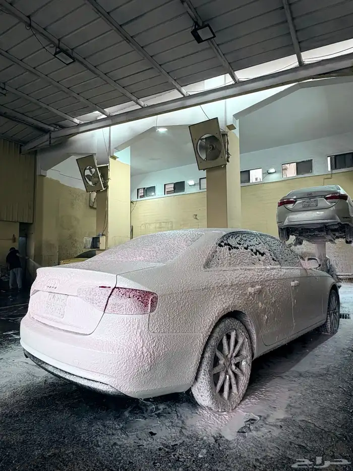 سيارة اودي A4 ممشي 190 الف قابل للزيادة للبيع مكينة قير شرط 8