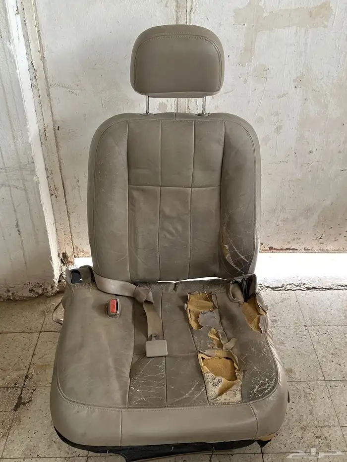 مقعدة سواق ماركيز كهرباء وفيها منفاخ الظهر 0