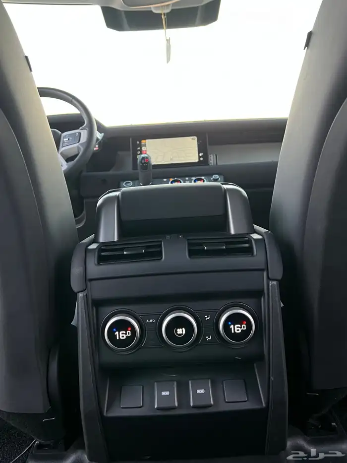 ديفندر 2023 SE P300 22