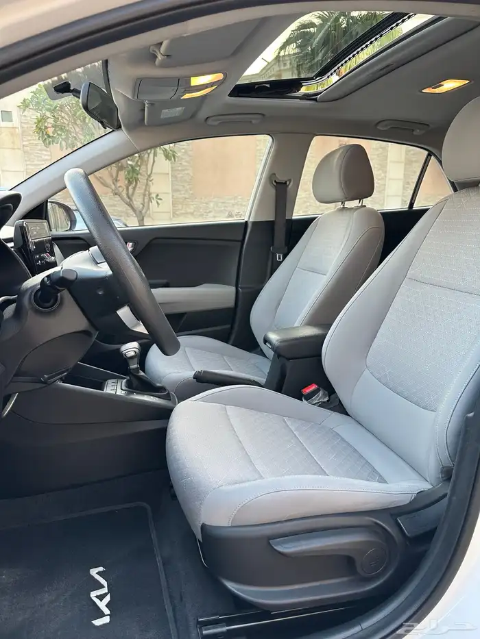 كيا ريو هاتش باك فل كامل العداد21 الف فقط 2023 17