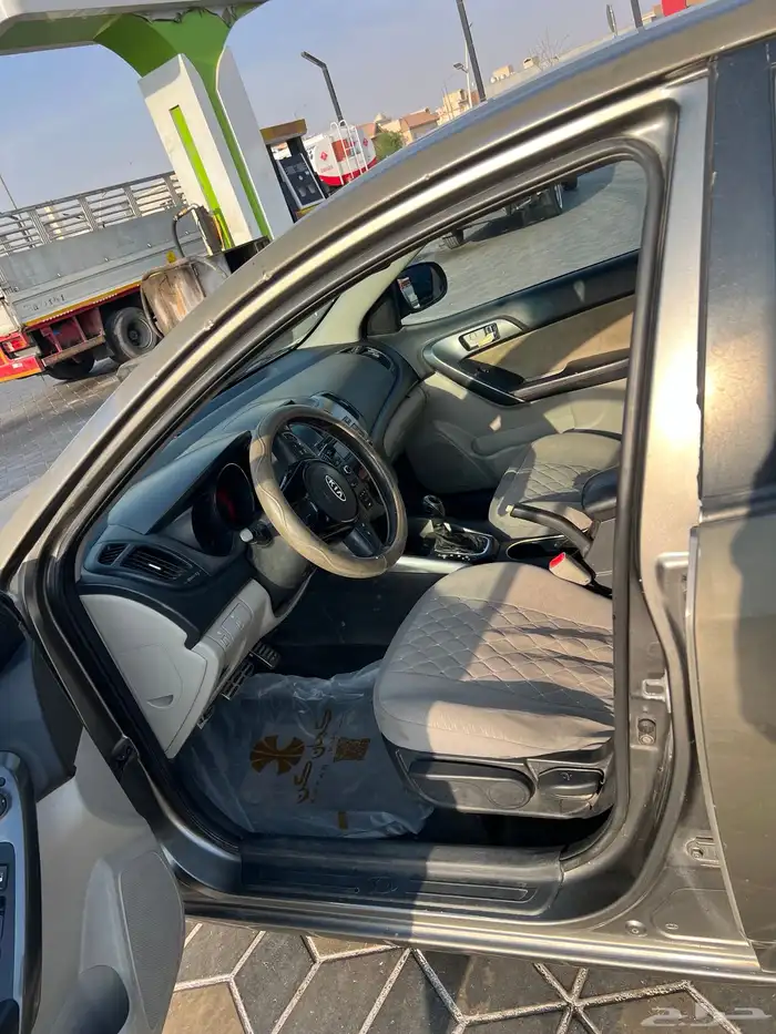 كيا سيراتو 2012 3