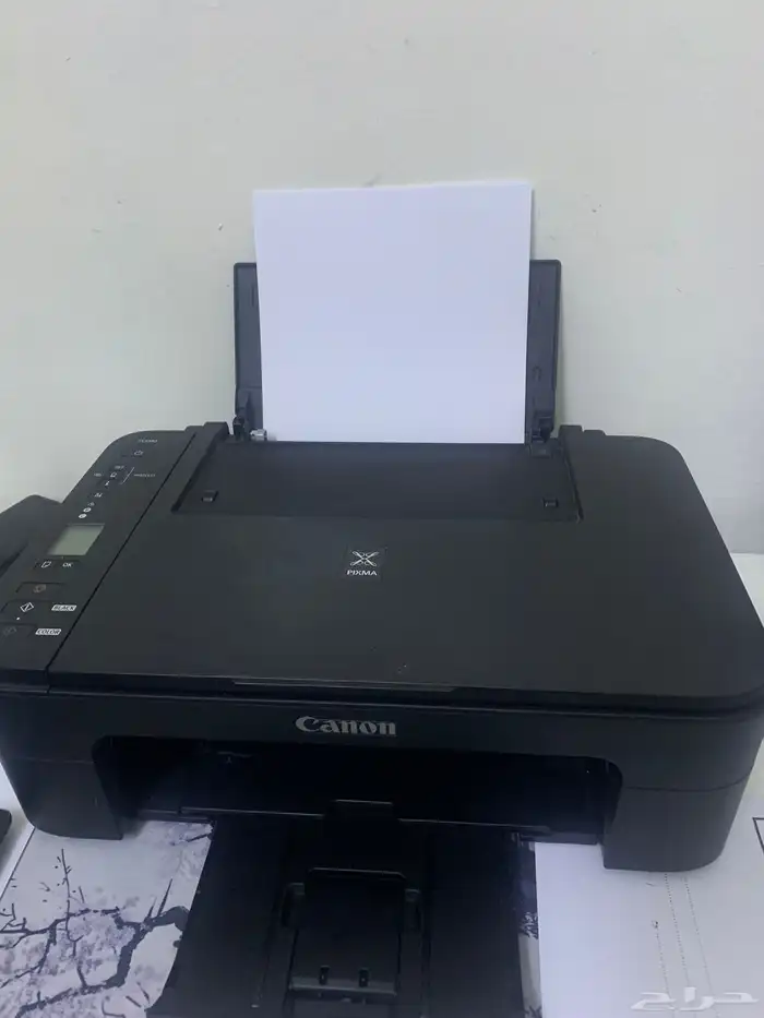 طابعه كانون جوال ولابتوب جديده ماصار لها اسبوع عندي والحبر 0