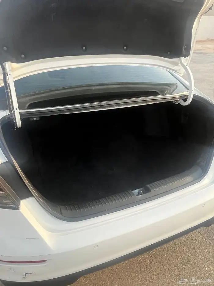 هوندا اكورد نص فل 2023 الشكل الجديد -EX ممشى 33الف 13