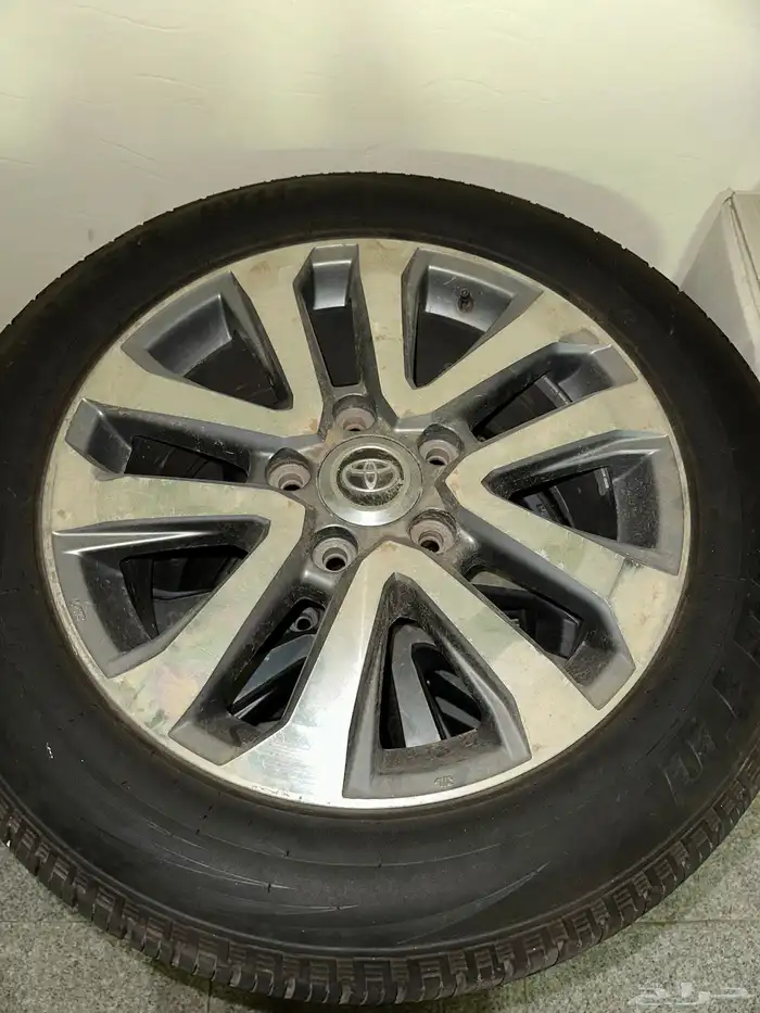 جنوط مع كفرات VXR 2018 0