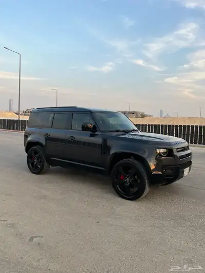 ديفندر 2023 SE P300 index