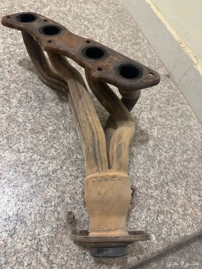 للبيع هدرز شعبه هايلوكس 2014 مع حامي وكالة 0