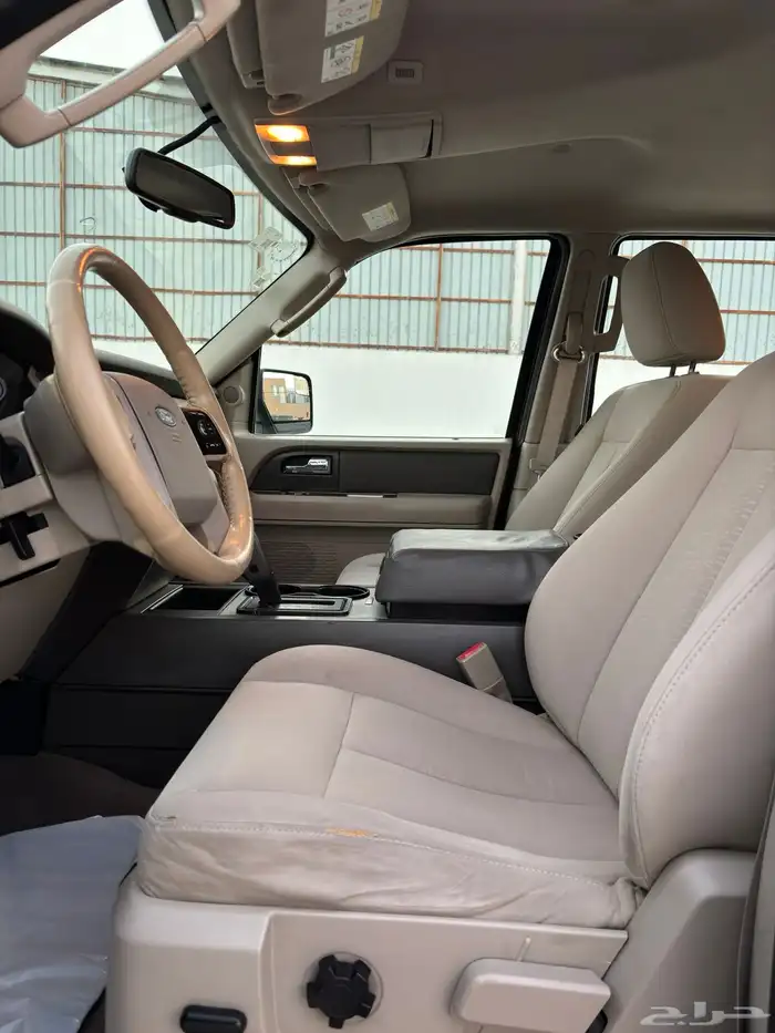 فورد اكسبديشن 2012 سعودي قصير بدون دبل 9