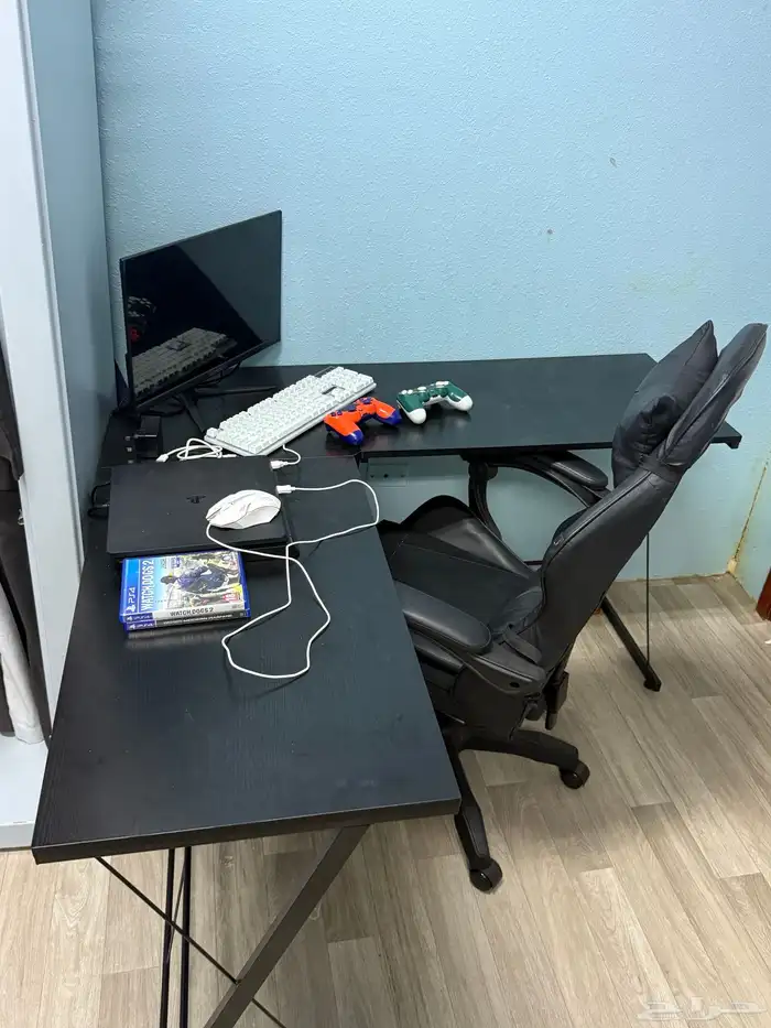 للبيع مكتب مع شاشه مع كيبورد مع كرسي 2 بروتين 0