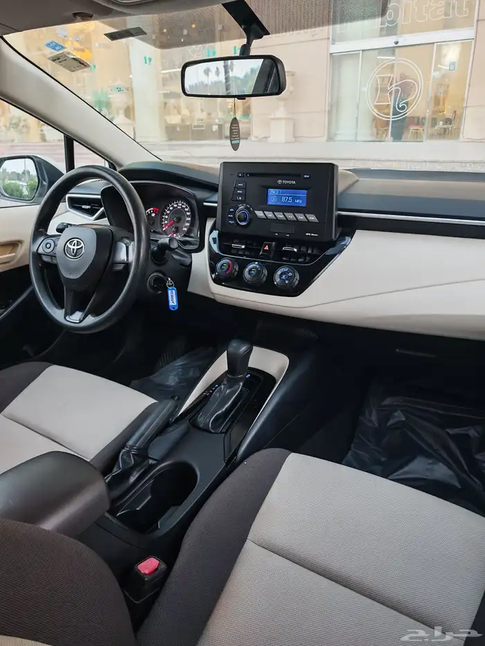 كورولا وكاله عداد 60 الف فقط 45