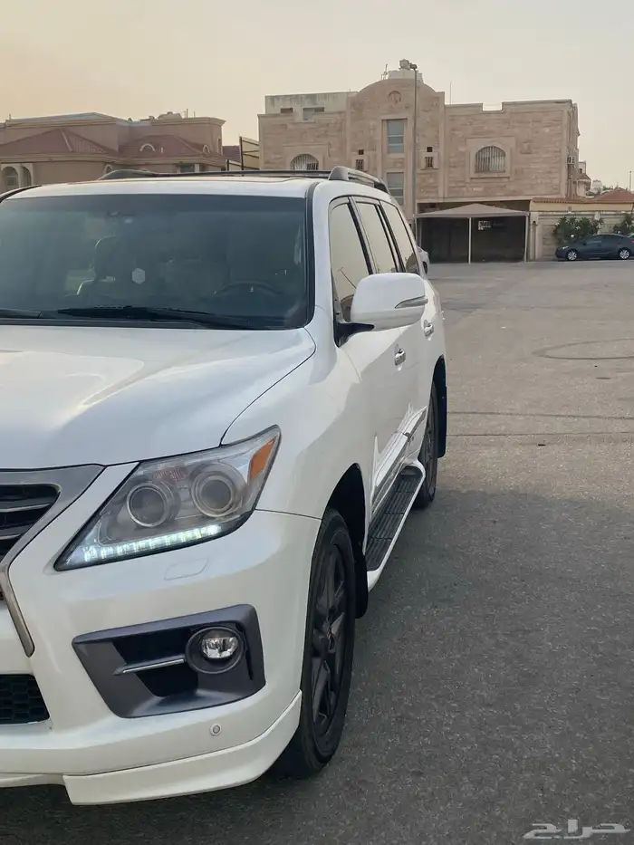 جيب لكزس 2014 للبيع 4