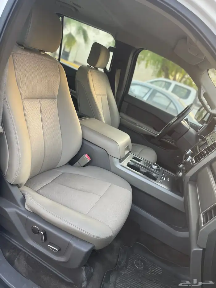 فورد اكسبيدشن 2018 18