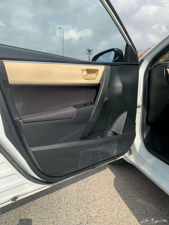 تويوتا كورولا 5