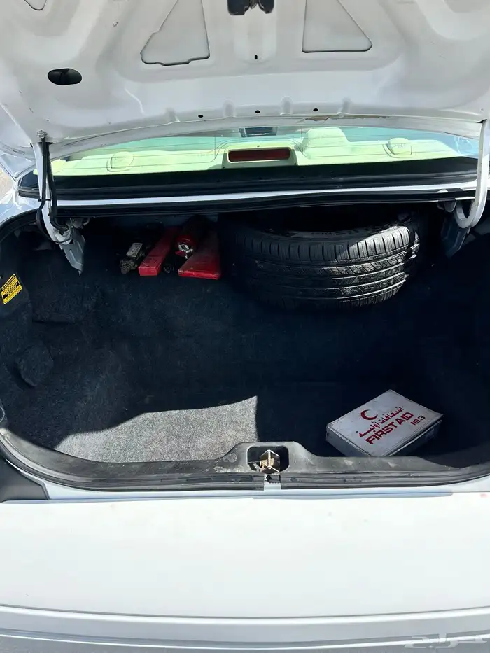 فورد كراون فكتوريا 2012 17