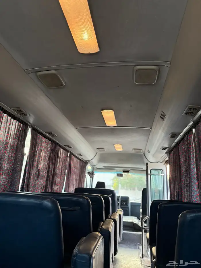 باص نيسان سلفيان 2014ديزل 30 راكب 21