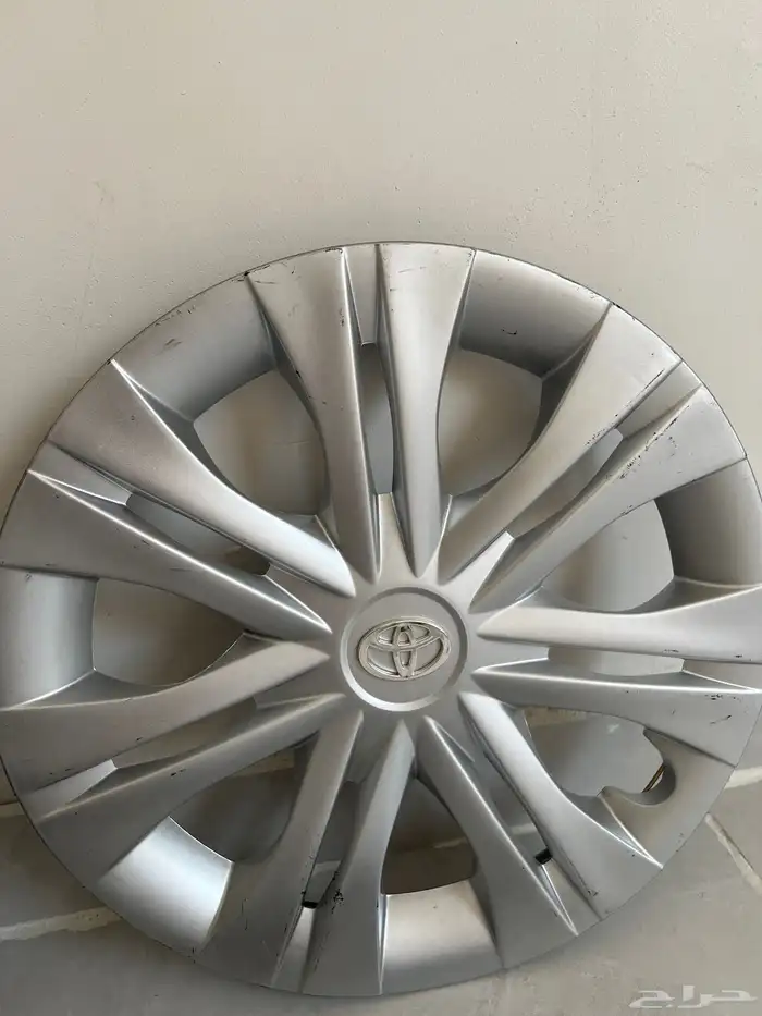 للبيع طيس هايلوكس وكالة من2012الى2015رقم التواصل 2