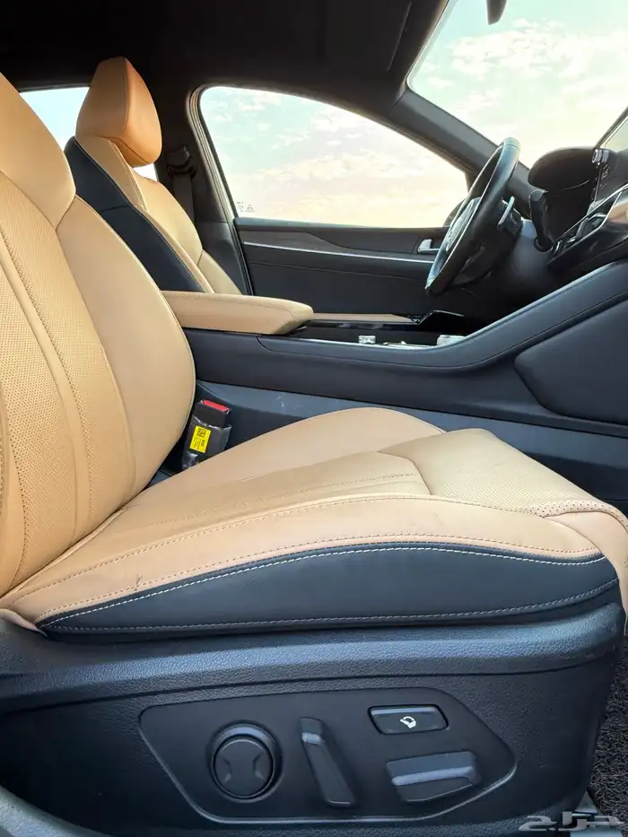 كيا K5 اعلا مواصفات بدون بنورما 2021 داخل جملي للبيع 11