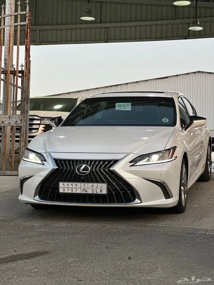 لكزس مديل 2023 فل هايبرد 16