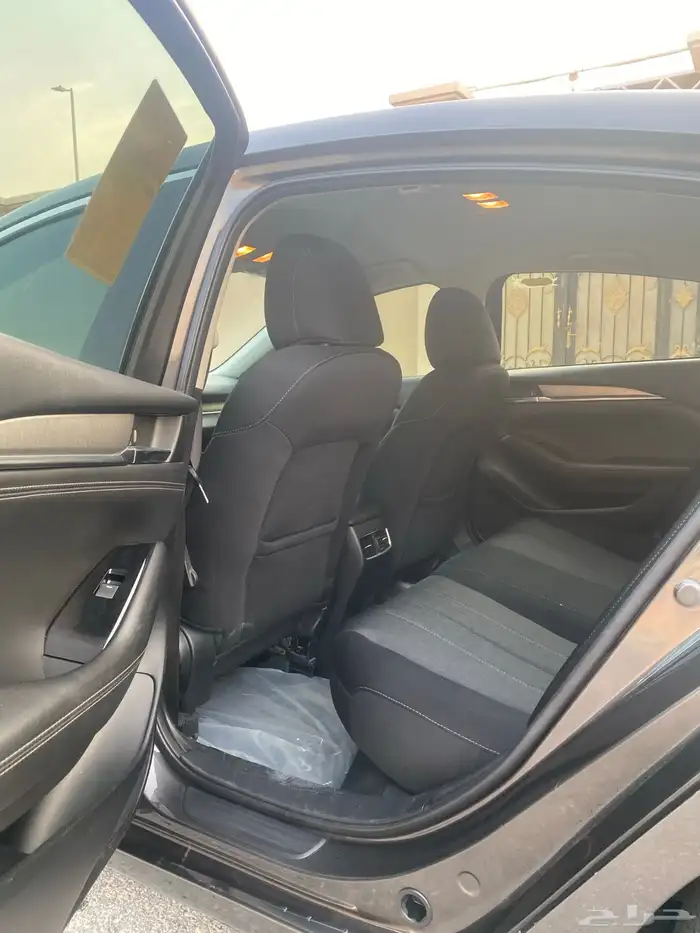 للبيع مازدا 6 ستاندر 2020 11