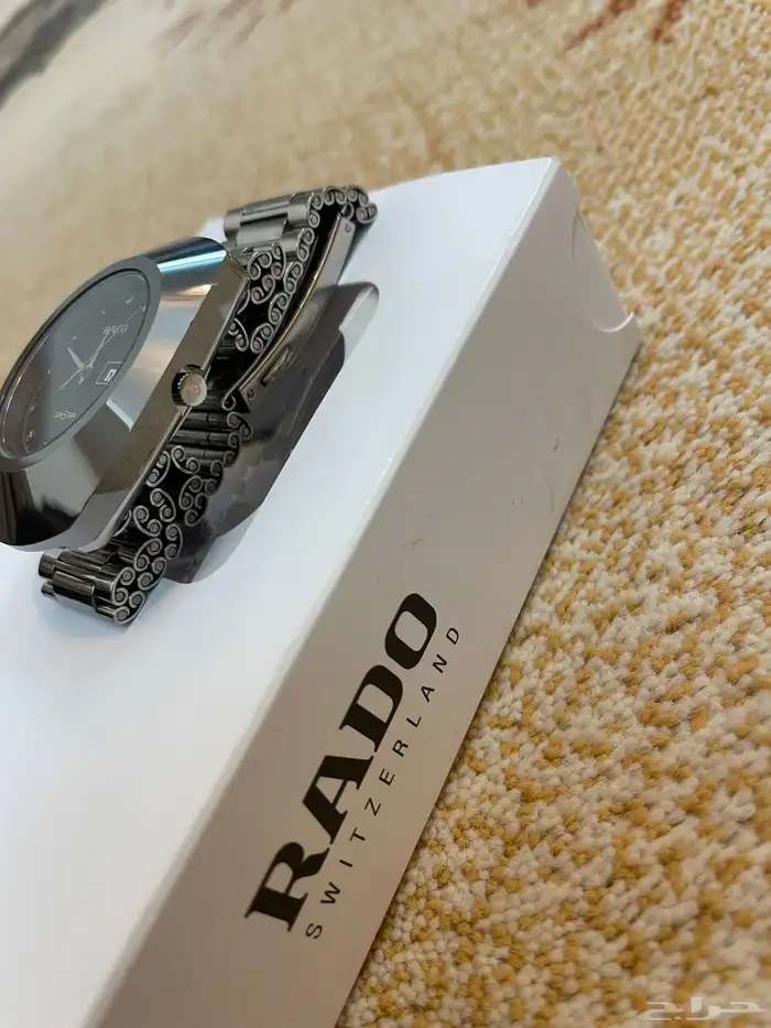 للبيع ساعه رادو دايستار لون فضي مستخدمه 5