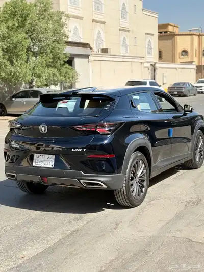 للبيع يوني تي 2023 index