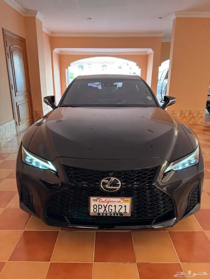 لكزس IS 350 F 2023 فل 6