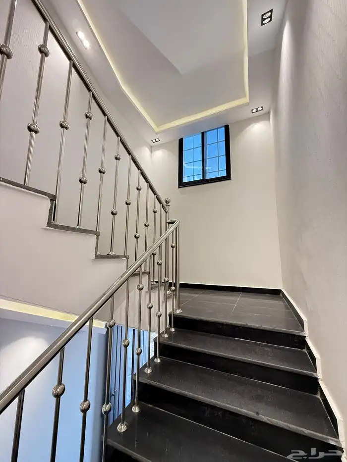 للبيع شقق سكنيه بحى المعارض بخميس مشيط 520 الف 2