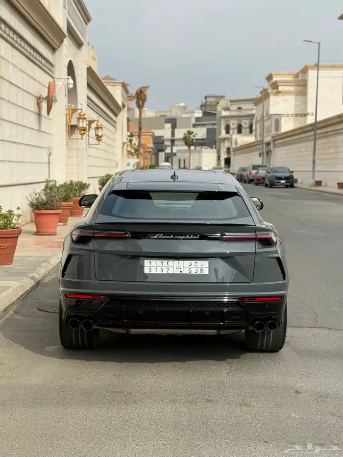لامبورجيني اوروس 2022 سماكو بحاله الجديد 7