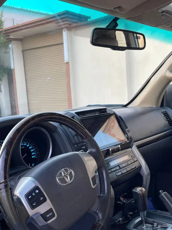 جيب لاندكروزر 2010 للبيع 9