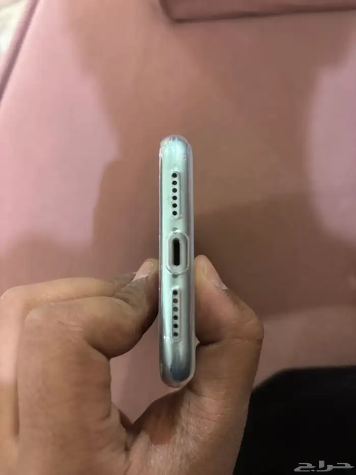 اعرض لكم   ايفون 11 العادي لون اخضر قيقا 128 2