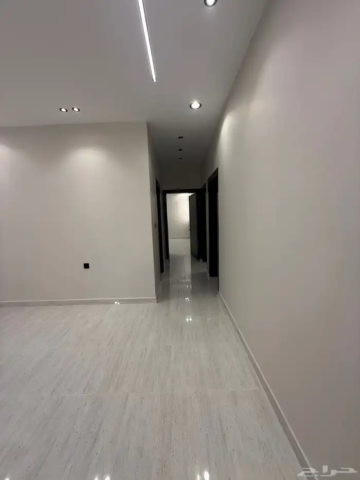 عمار للبيع في مخطط ولي العهد 8 مفصولة 12