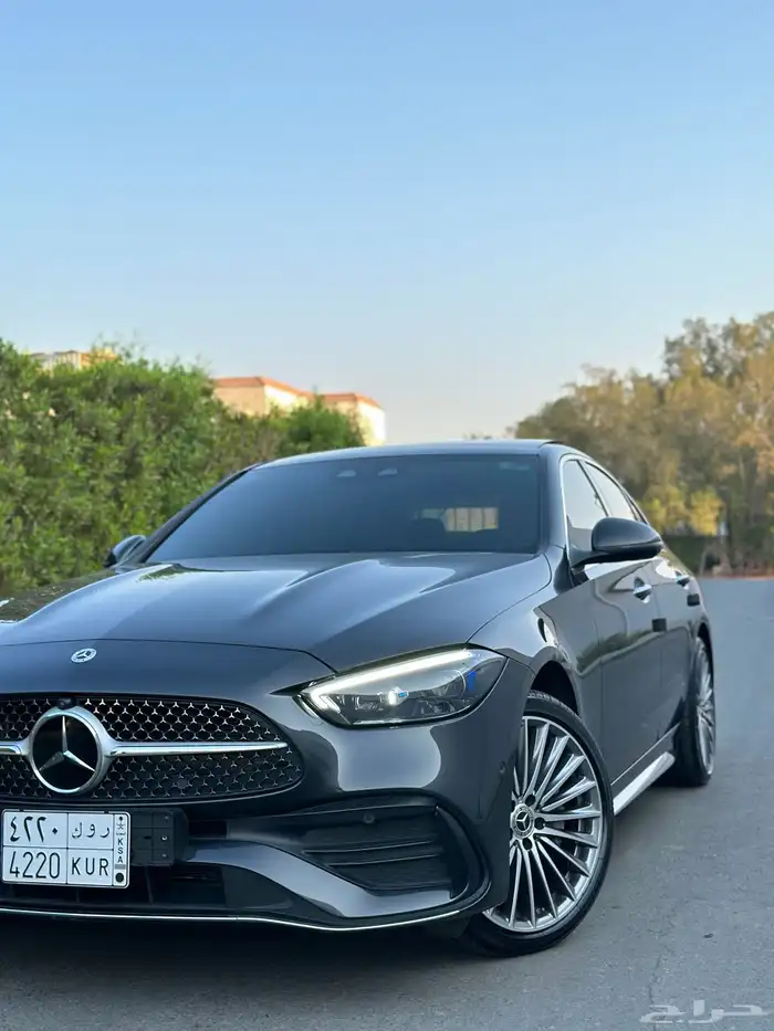 مرسيدس C300 2022 1