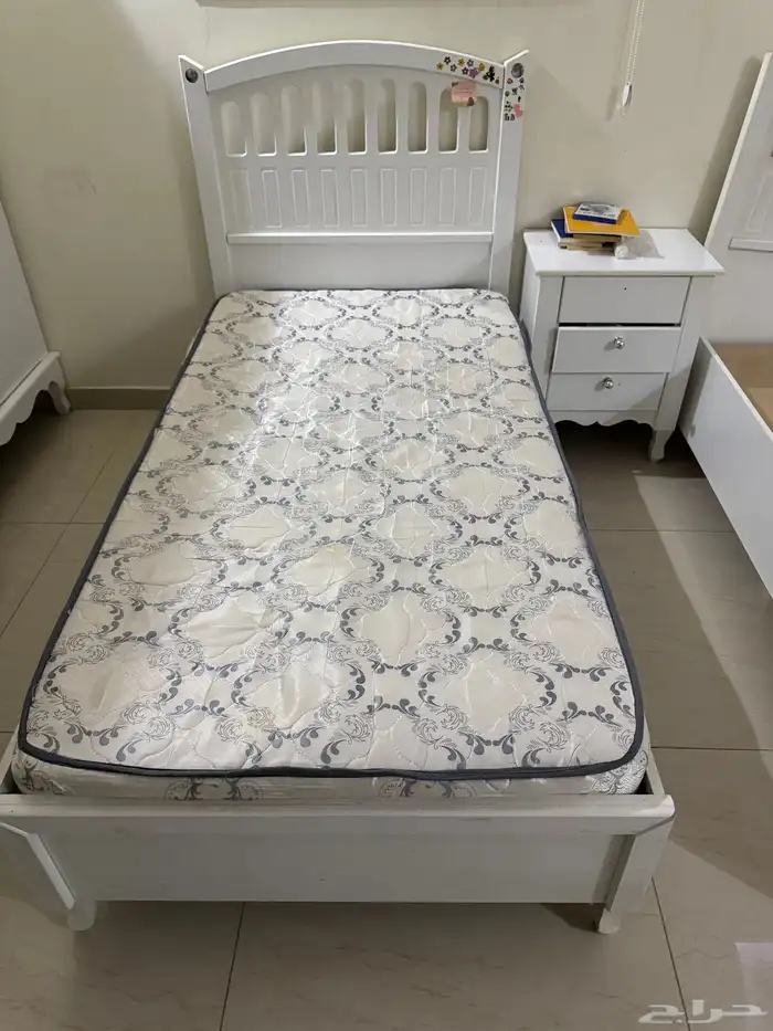 2 اسره نفر مع مرتبه   سرير نفر ونص مع مرتبته 2