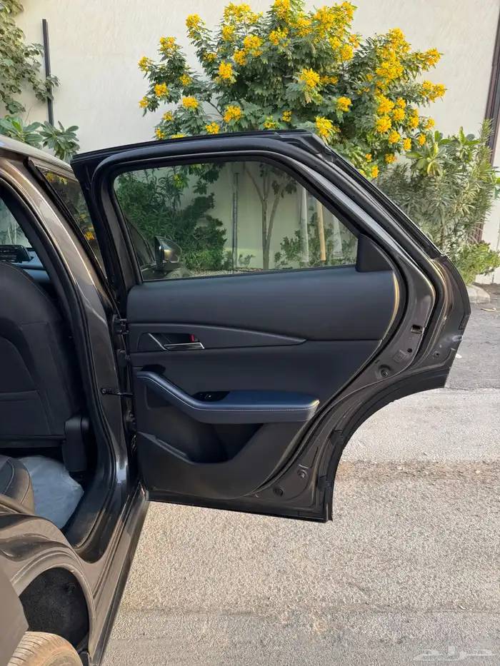 مازدا CX30 2023 18