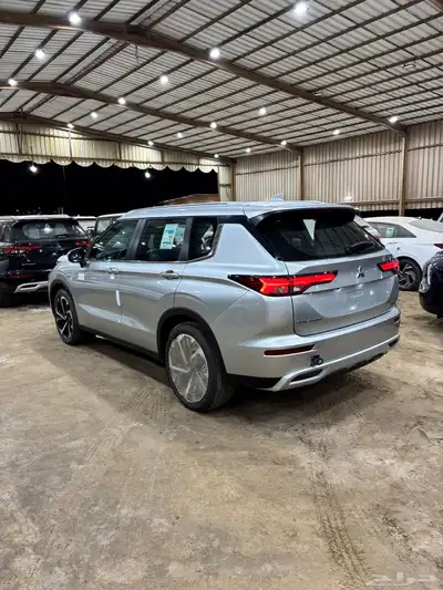 ميتسوبيشي اوتلاندر 2025 نص فل بلس ب110900 عرض خاص نقاط عمياء index