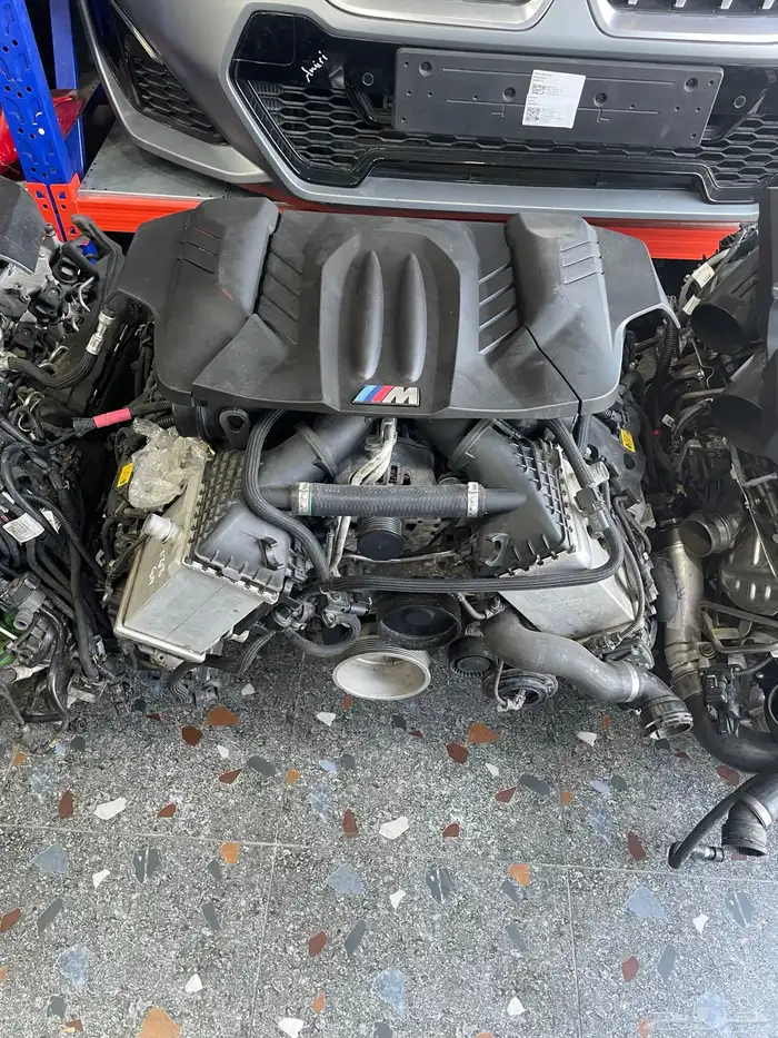 قطع غيار مستورد بي ام دبليو بجميع فئاتها بنزين و كهرباء 47