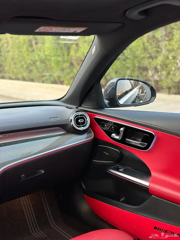 مرسيدس C300 2022 33