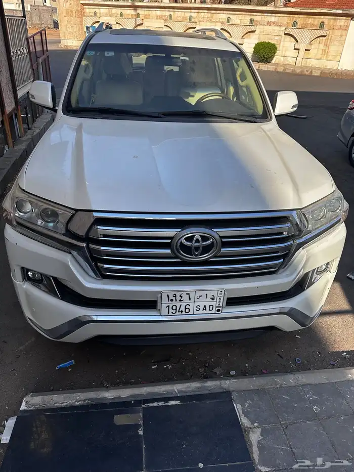 لاندكروزر GXR2016 5