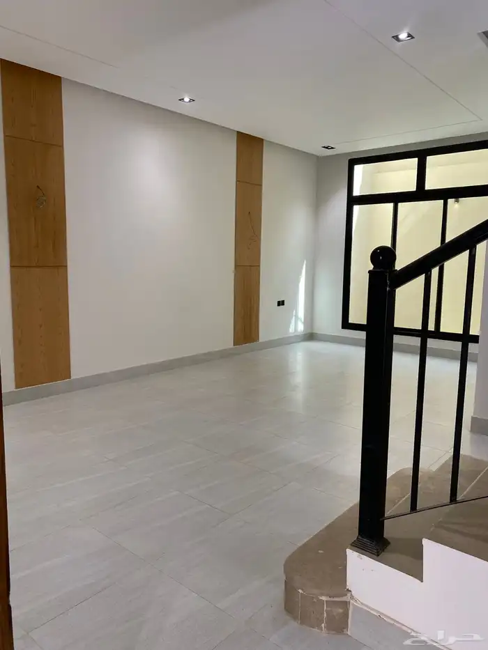 فلل للبيع في العريجاء الغربي شارع ابن حزم 7