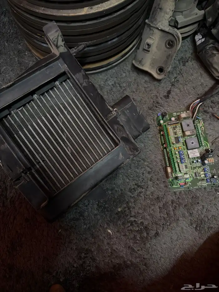 قطع مرسيدس كفرات نظاف 90 2