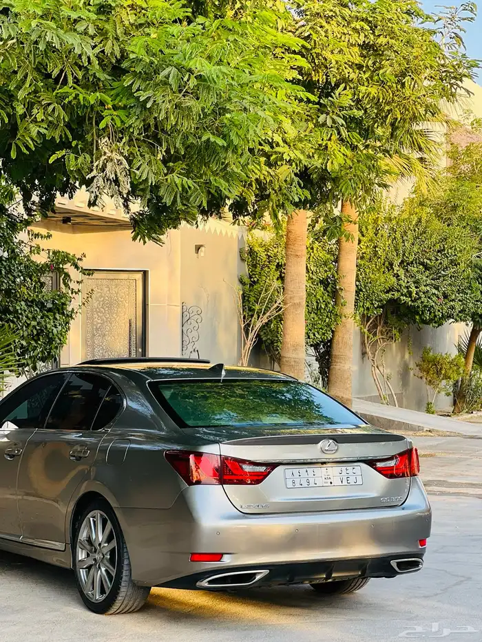 لكزس GS فل كامل dd وكالة نظيفة جدا  2015 21