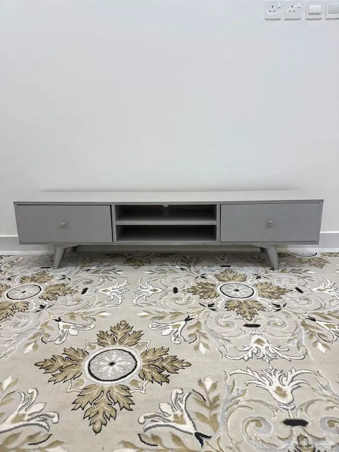 طاولة تلفزيون 0