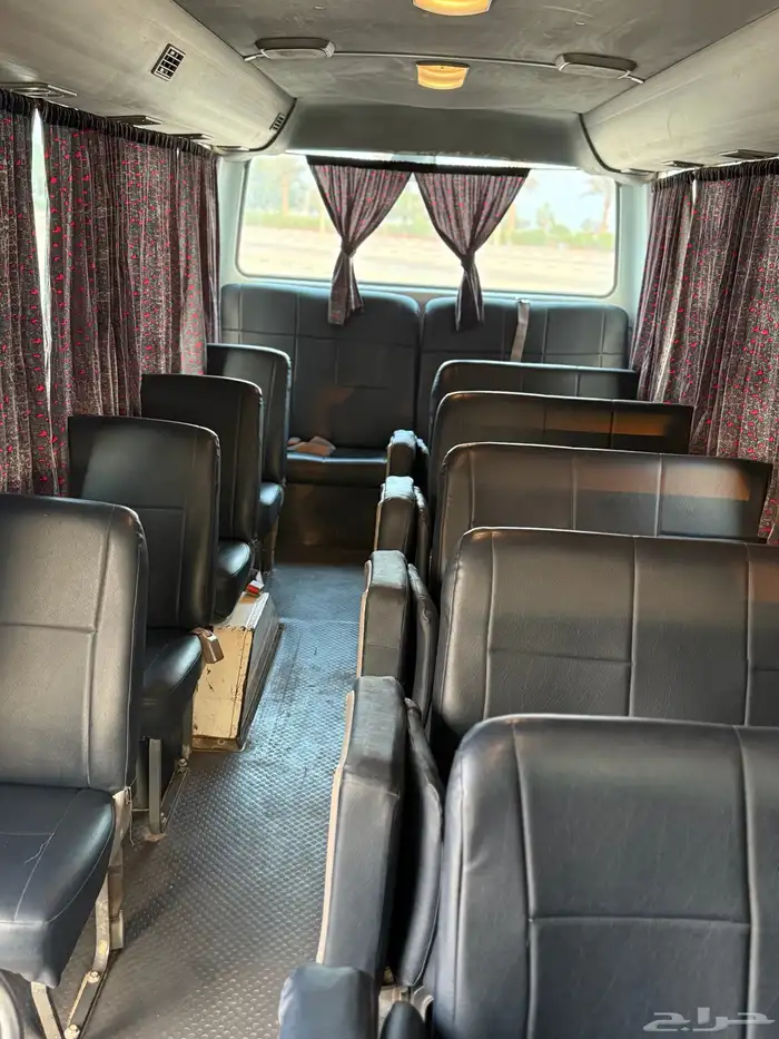 باص نيسان سلفيان 2014ديزل 30 راكب 16