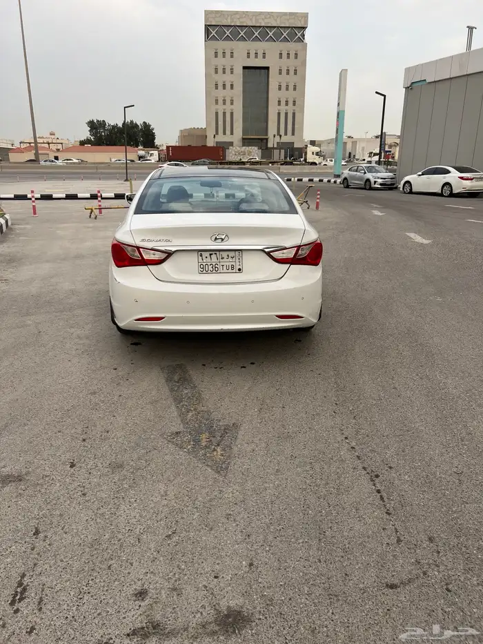 سوناتا مديل 2013 ماشي 277الف استمارة وفحص جديده ا 3