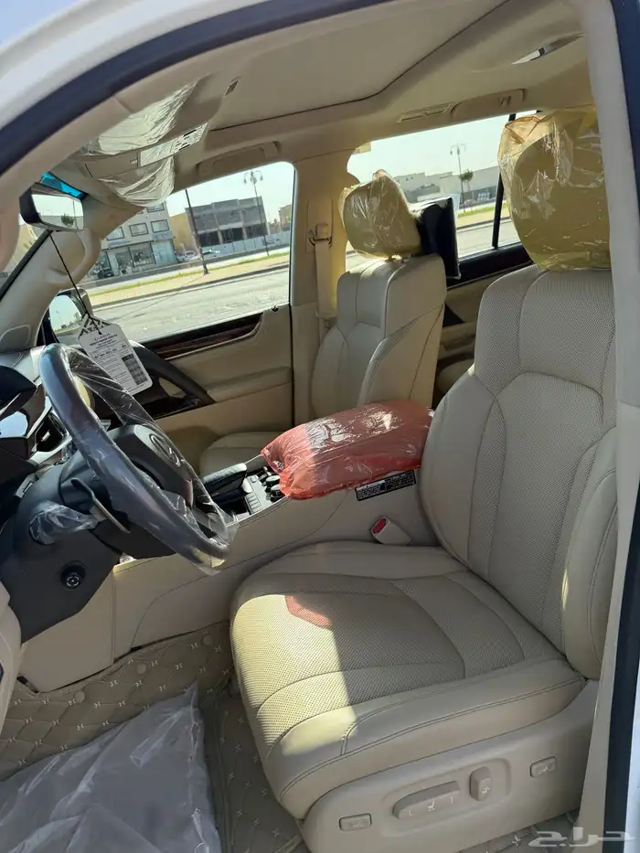 جيب لكزس 2017 فل كامل خليجي شد بلد الدفعه الاخيره 20